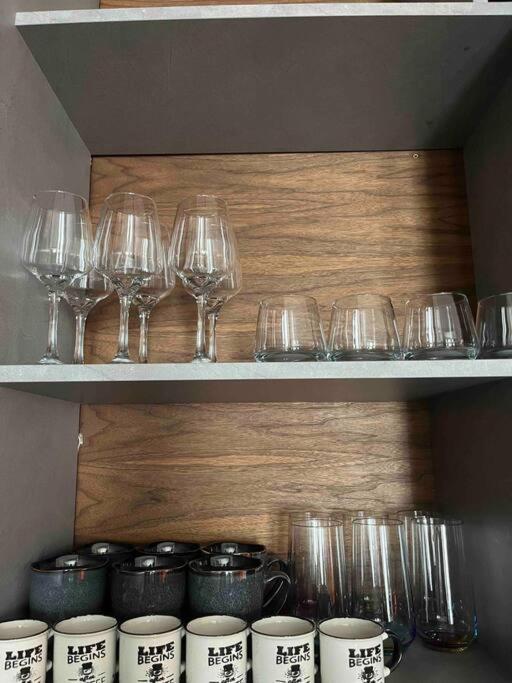 Top Central Design, 2 Bedroom, Ndk, Free Secured Parking Sofia Exterior photo